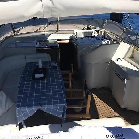 Rizzardi 53 Botel