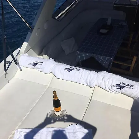 Botel Rizzardi 53 *